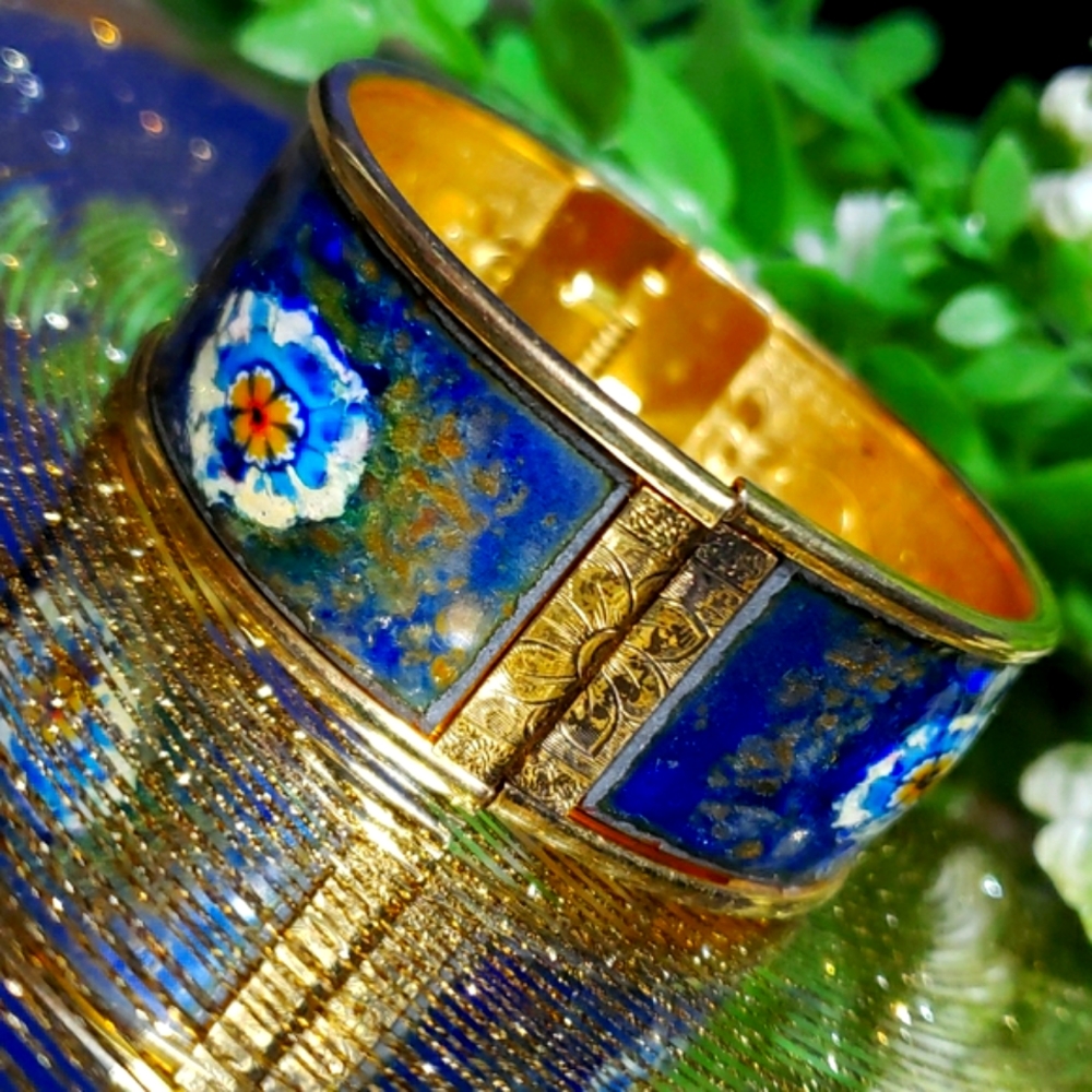 Vintage Delicate Venetian Art Glass Inlaid Enamel Cuff Bracelet Artisan Made Art